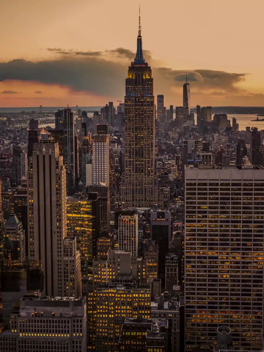 The Empire State Building above the Manhattan skyline at dusk, New York City